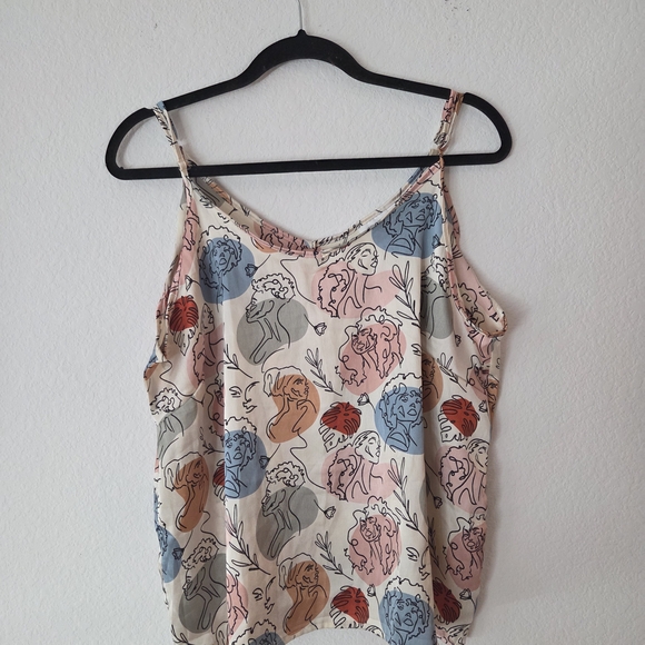 Women's Chic Artsy Afro Inspired Multicolor Patterned Pajama Set - Picture 9 of 11